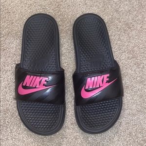 Nike slides